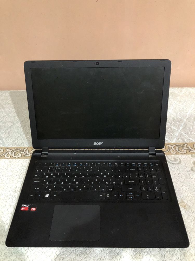 Ноутбук Acer Aspire сотилади