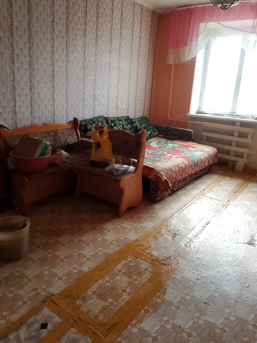 Продам общежитие 19 мкр 4200