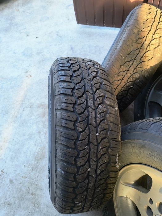 Cauciucuri 225/75r15 cu jante aliaj 5x114/3