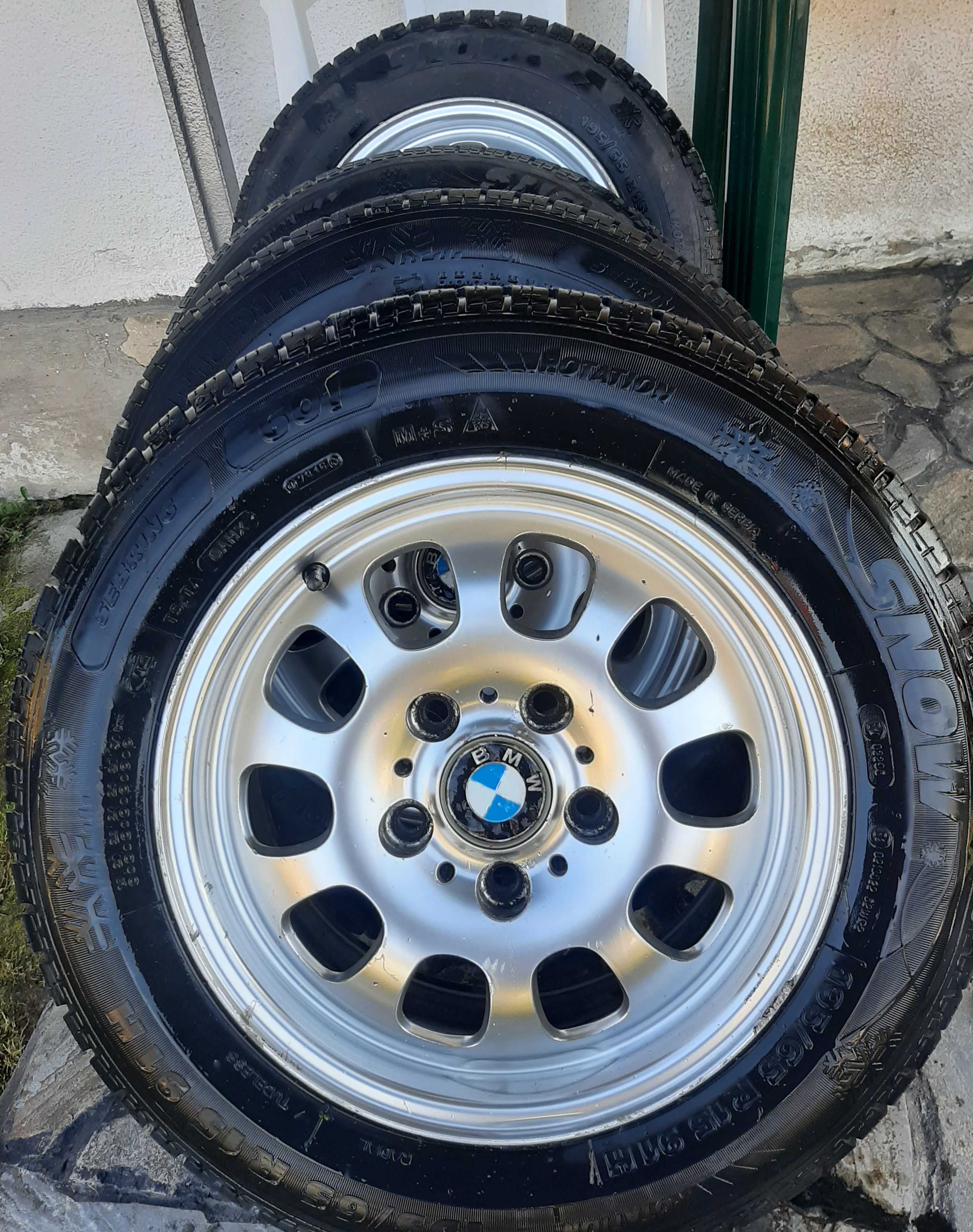 Vând 4 jante + cauciucuri iarnă 195/65 R15 91H