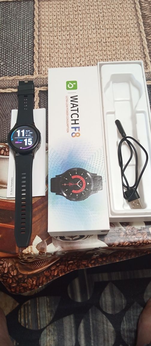 Чисто нов Смарт часовник watch F8