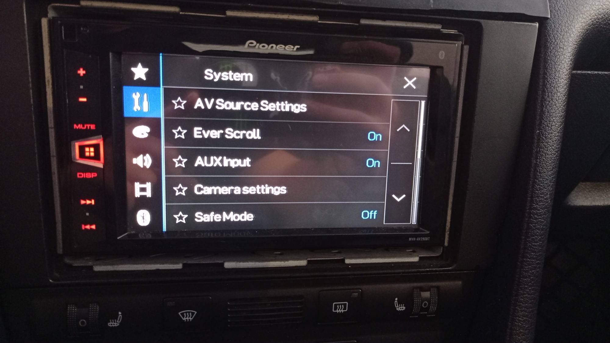 Мултимедия Pioneer HVT-AV270BT