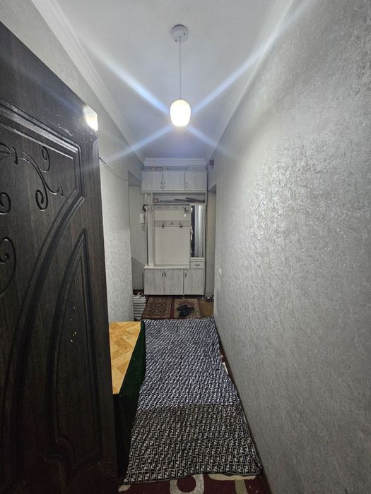 Сросна сотаман 8 худуд 3 хона 69000