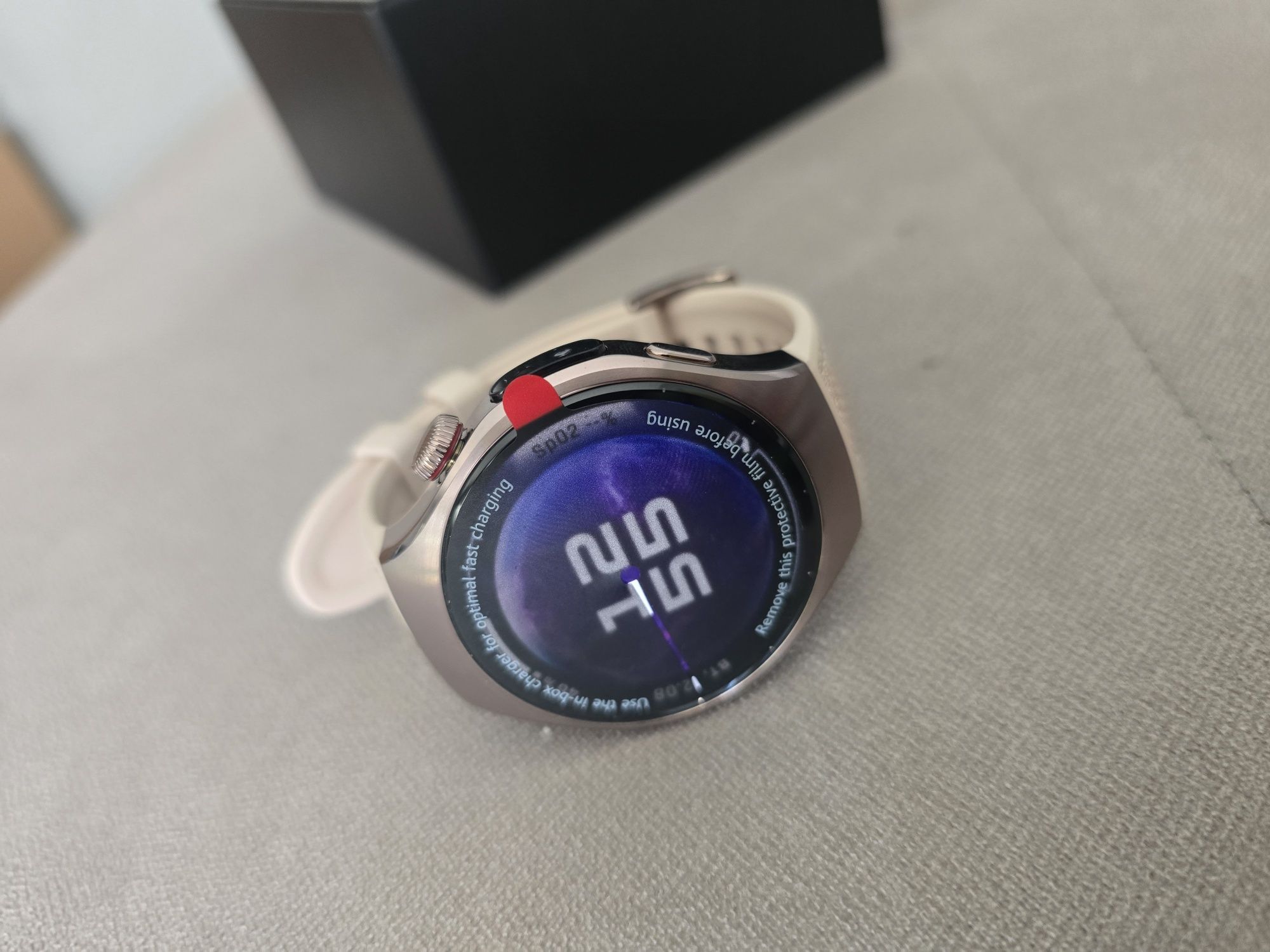 Смарт часовник Huawei Watch 5