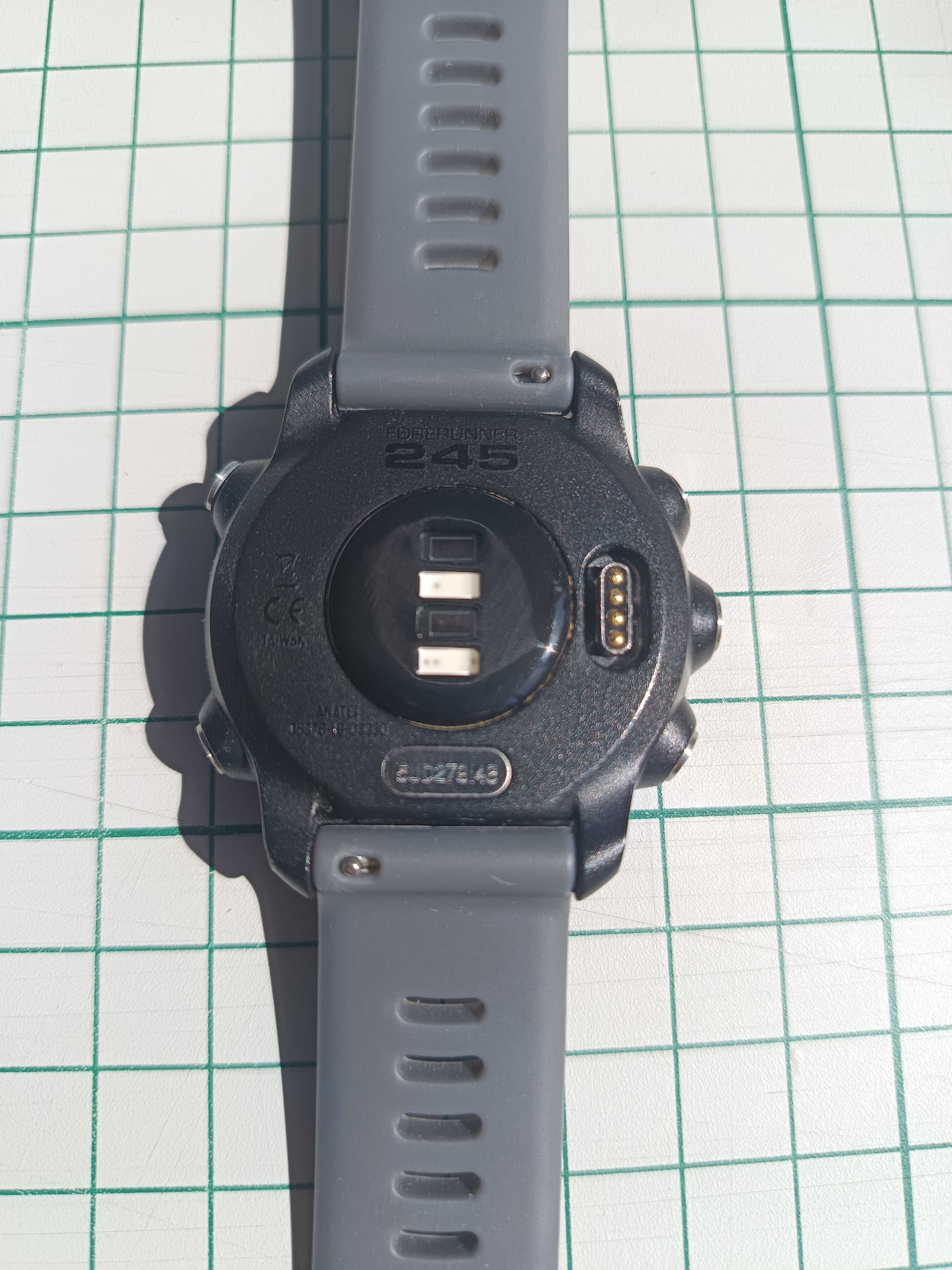 Garmin Forerunner 245, перфектно състояние
