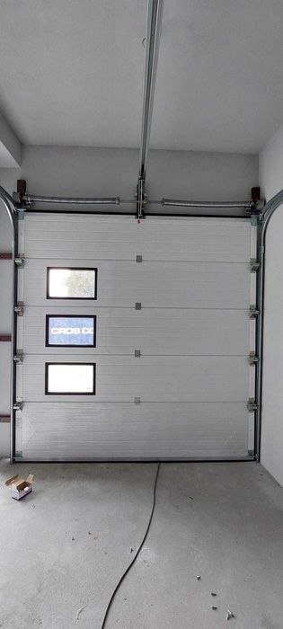 Usa sectionala izolata XPT DOORS pret incepand de la 591 euro