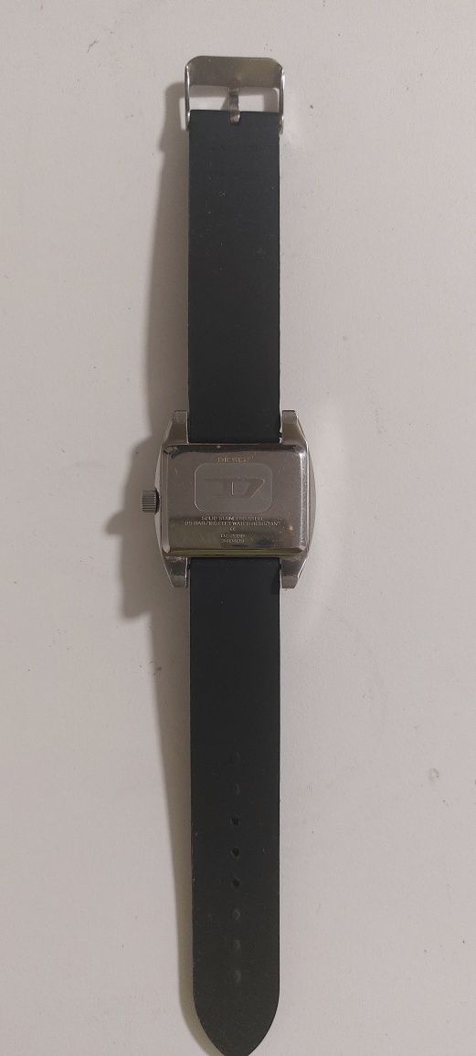 Diesel Стилен ел. Часовник DZ-2038