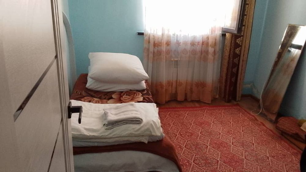 Сдаеться квартира в Янгиере на 58м цена 2.5  в месяц.