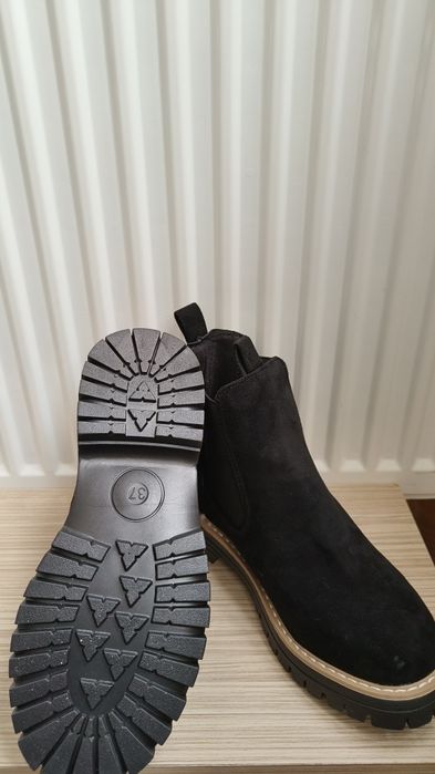 Cizme botine dama 36 NOI