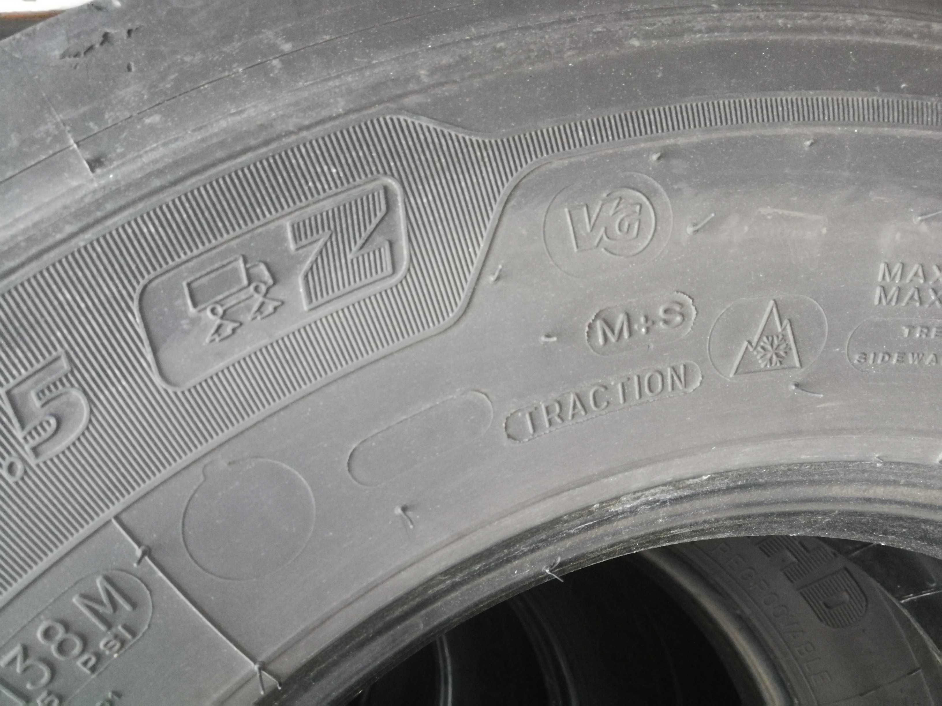 1 тежкотоварна гума R17.5 265/70 Michelin X Multi Z 140/138M M+S