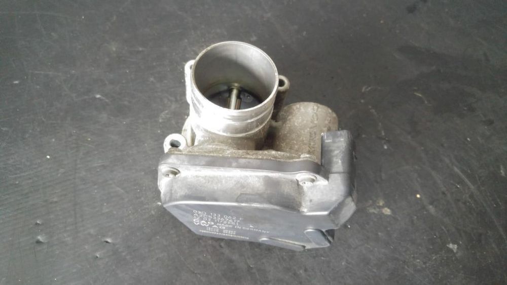 Clapeta acceleratie vw polo 6r 1.2 b cgp 03d133062f a2c53367617