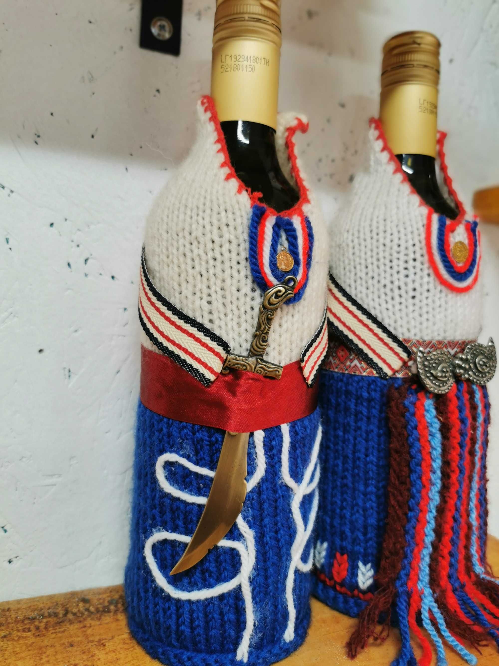 Производство и продажба на плетени носии за бутилки