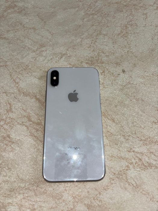 Iphone X baterie 100%