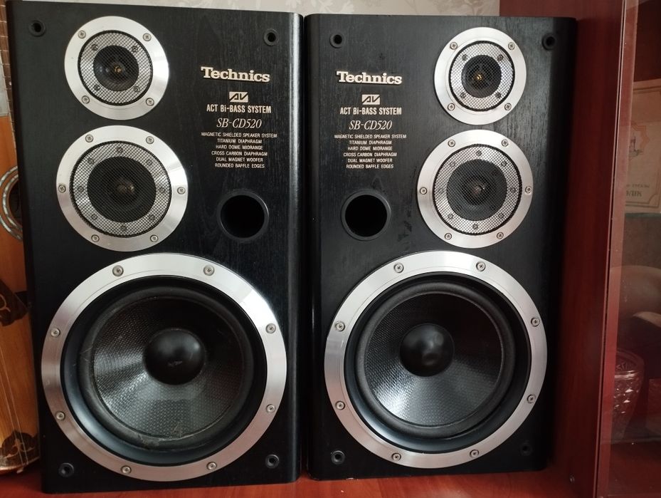 Продам оригинальные колонки.