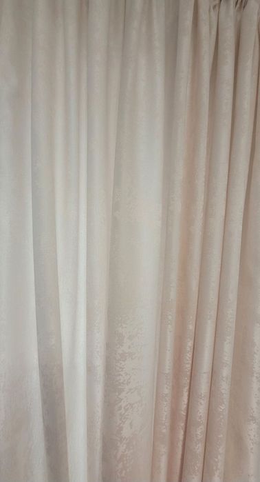 Draperie crem deschis
