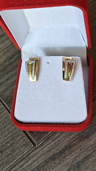 Cercei aur 18k diamante