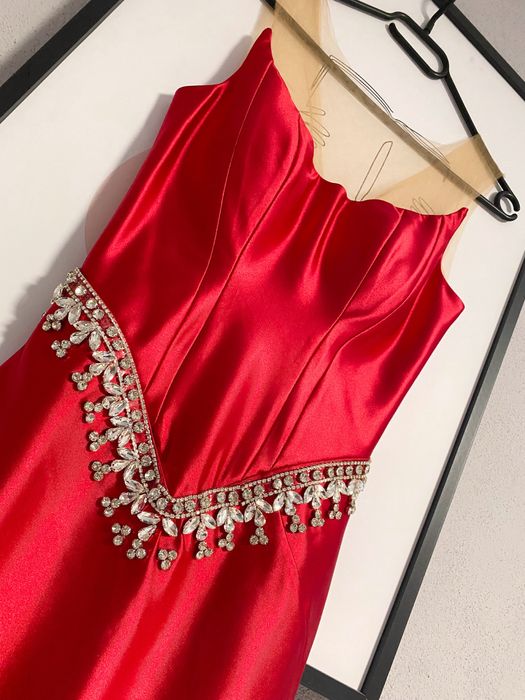 Rochie eleganta noua