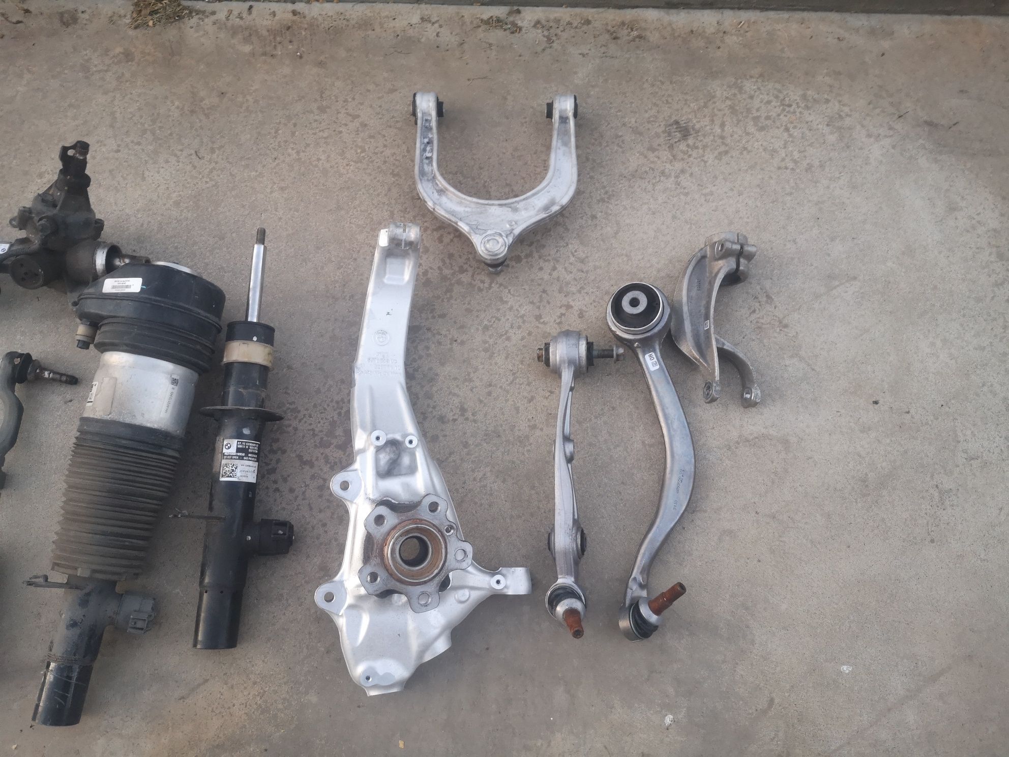 Fuzeta bmw x5 g05 x6 g06 x7 g07 mecanica dreapta