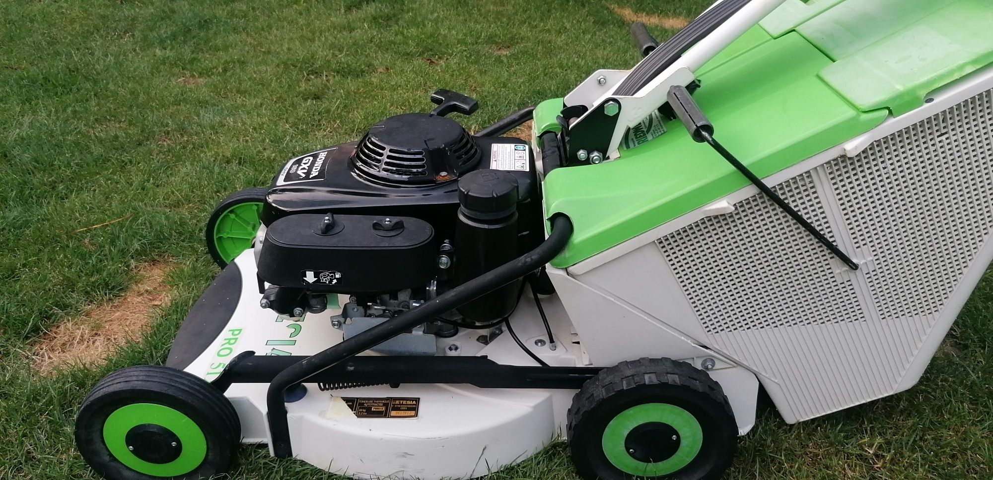 Самоходна косачка ETESIA