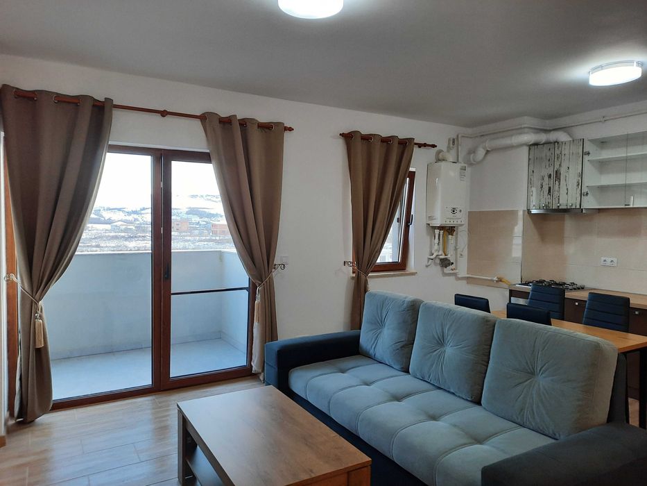 Ofer spre inchiriere apartament cu 2 camere strada Malinului