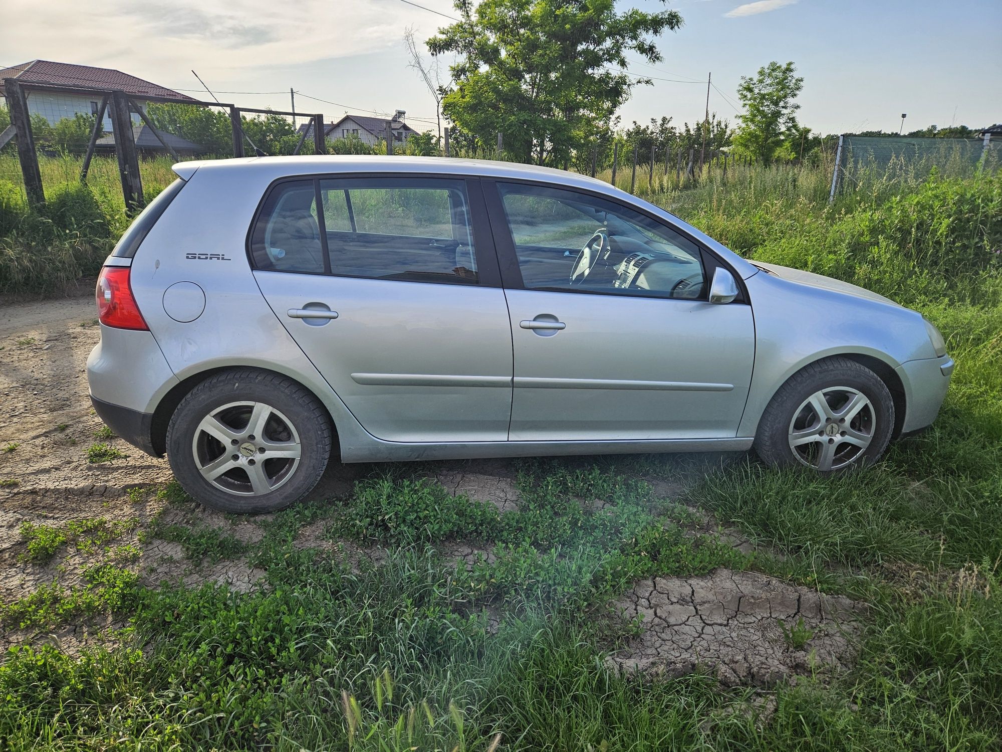Proprietar unic! Golf 5 model Goal 1.9 tdi 105 cai, proprietar unic