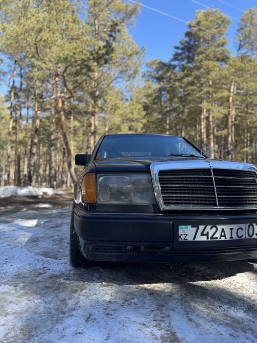 Мерседес 124 2,6 автоамт