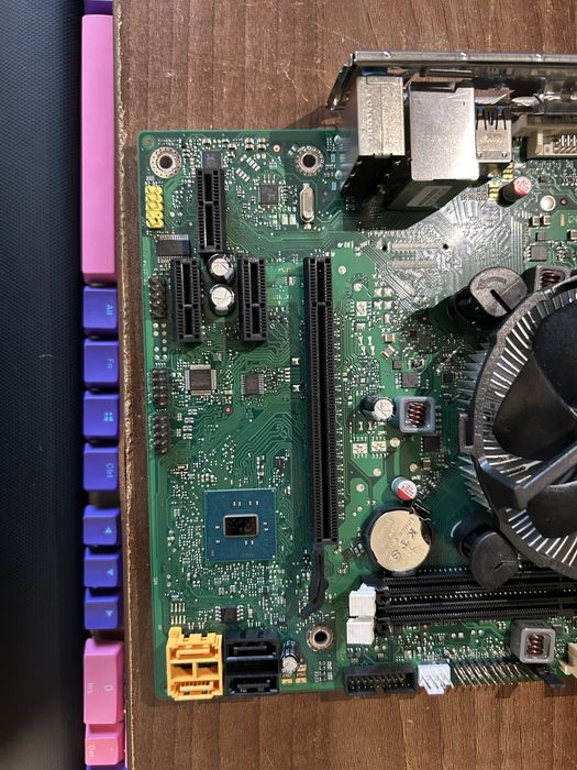 Kit Gaming Intel Core i5 6500, Placa de Baza Fujitsu D3400-B11 GS3