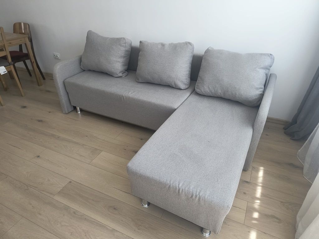 Vand coltar living