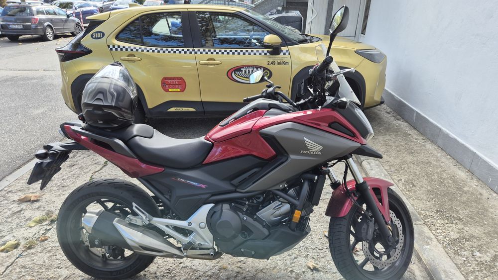 Honda 750 DCT cutie automată 10000 km An 2020