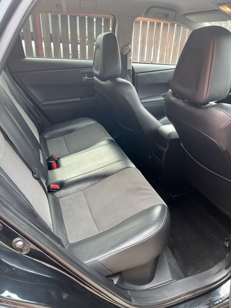 Vand Toyota Auris 1.8 Hybrid