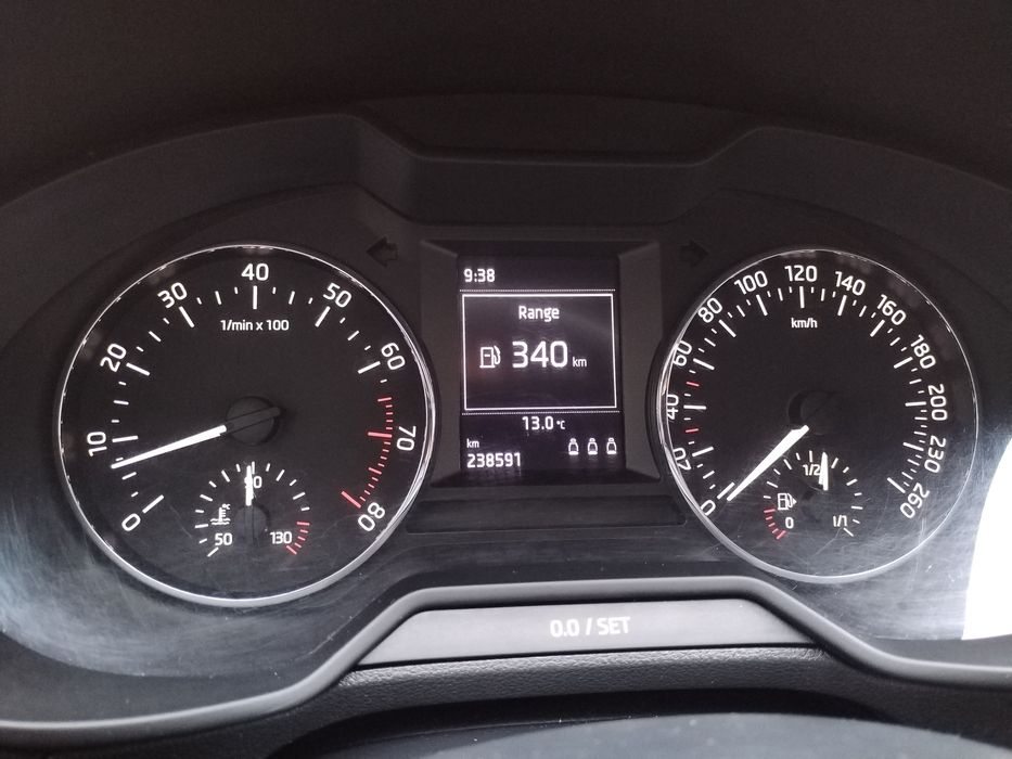 Vând Skoda Octavia 3