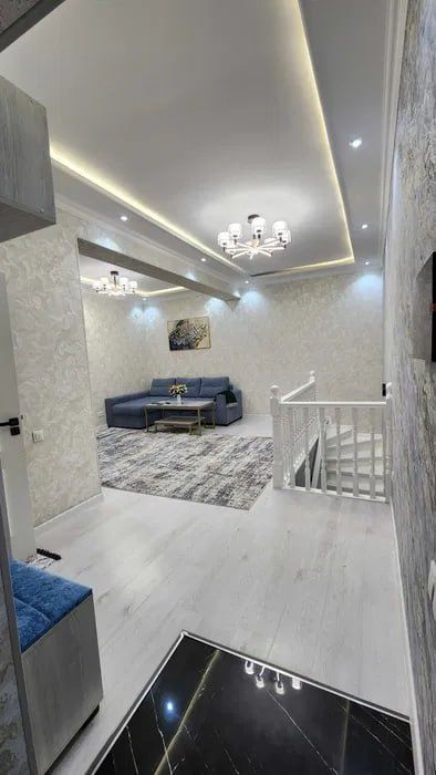 Срочно!!! Продаётся 5-комнатная квартира в — Жар Ариқ махалля!