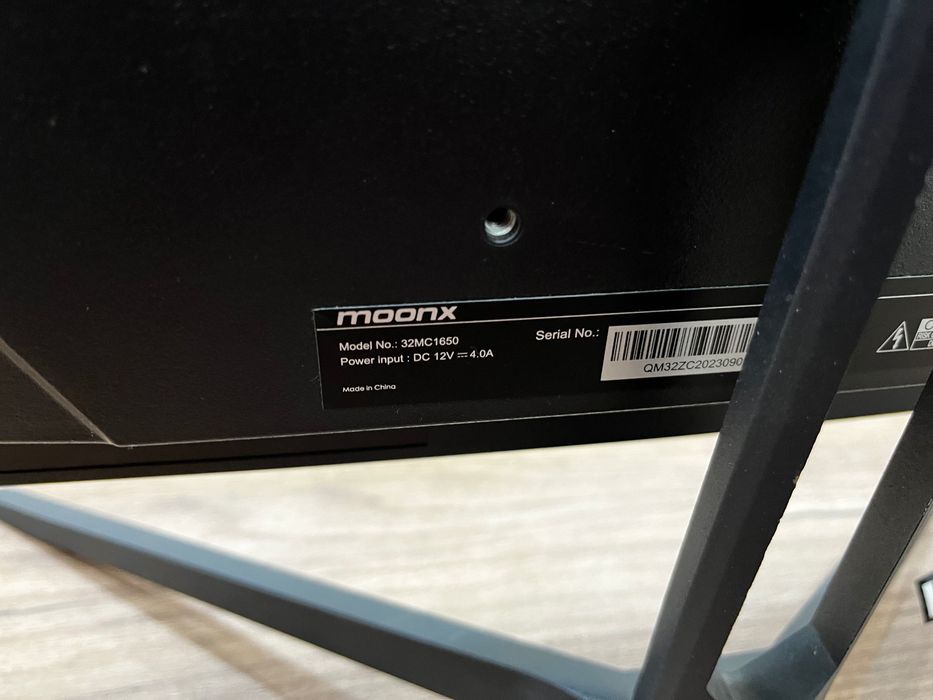 Moonx 32 мониторы Curved 165 Герц 9 Штук