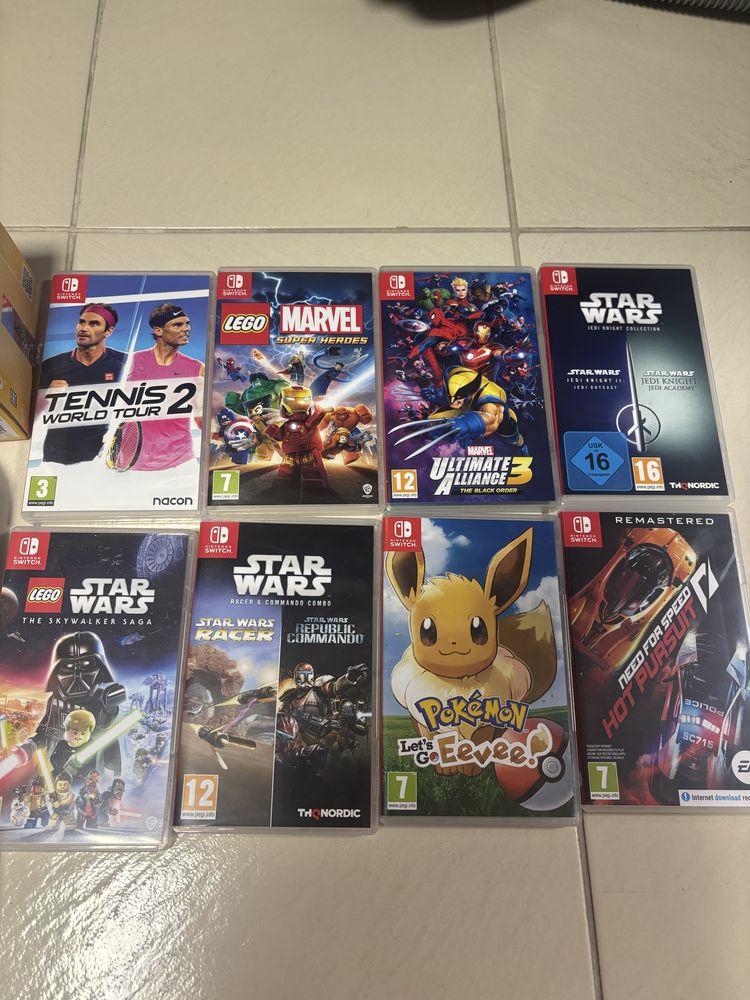 Nintendo Switch Lite 2бр с 8 игри