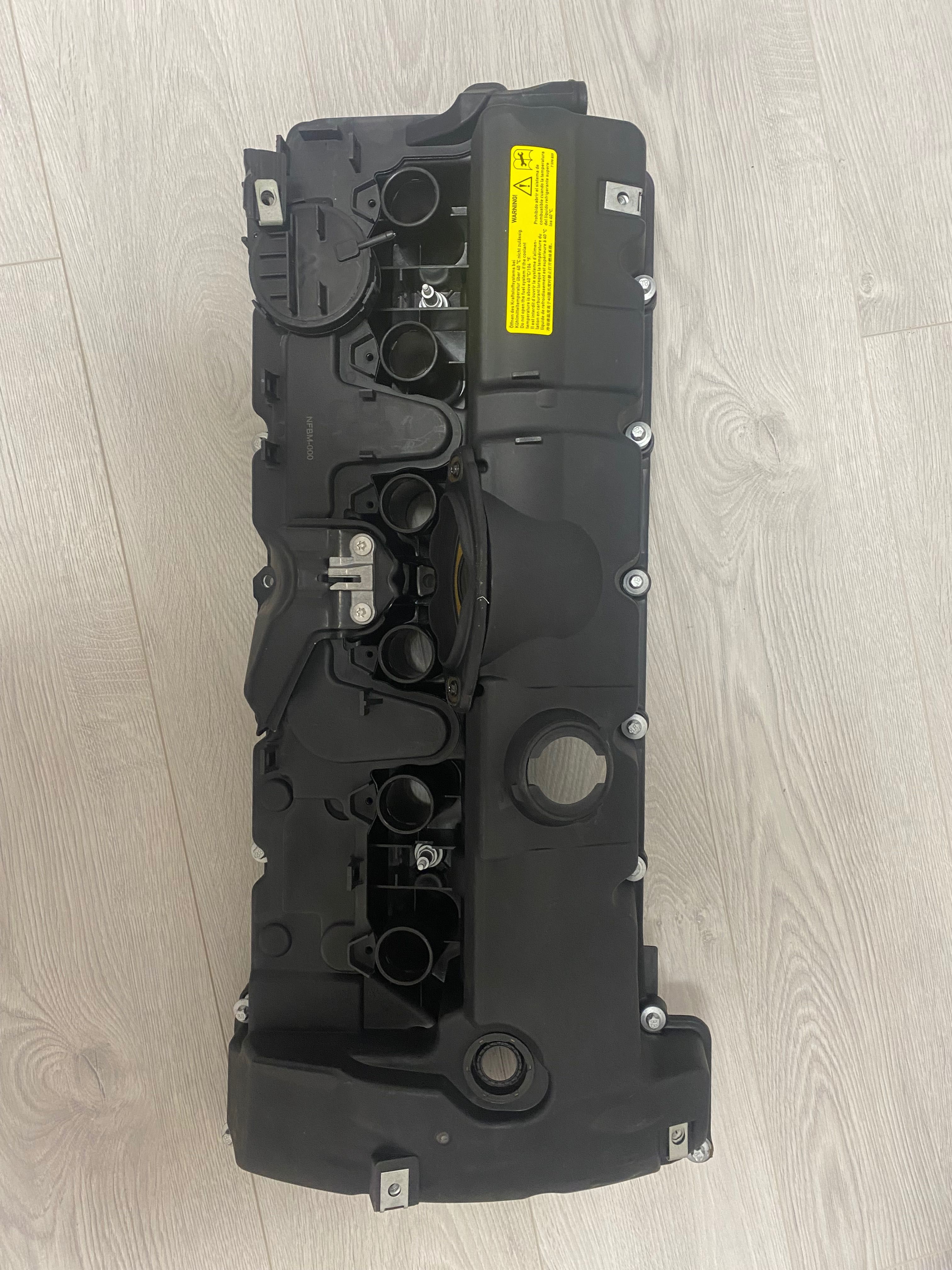 Нов Капак на клапаните BMW E60 E61  BPZ-BM-000