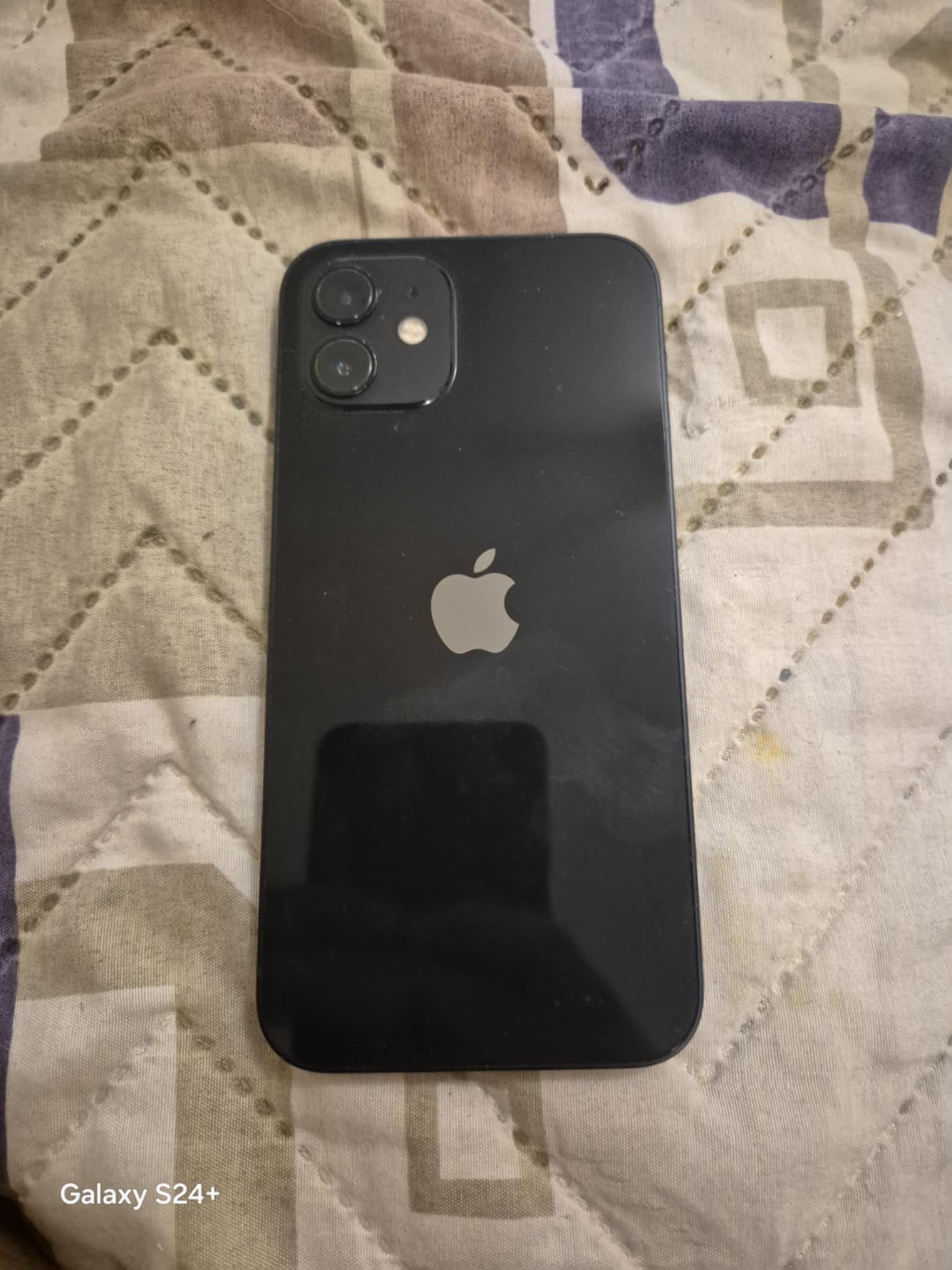 Iphone 12 с Apple Watch 4 /44mm