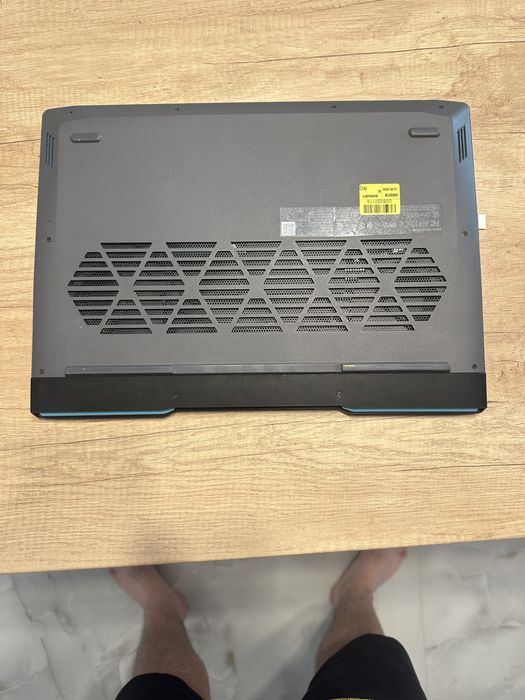 Laptop Gaming Lenovo LOQ RTX 4060 / i7 13620H / SSD 512GB