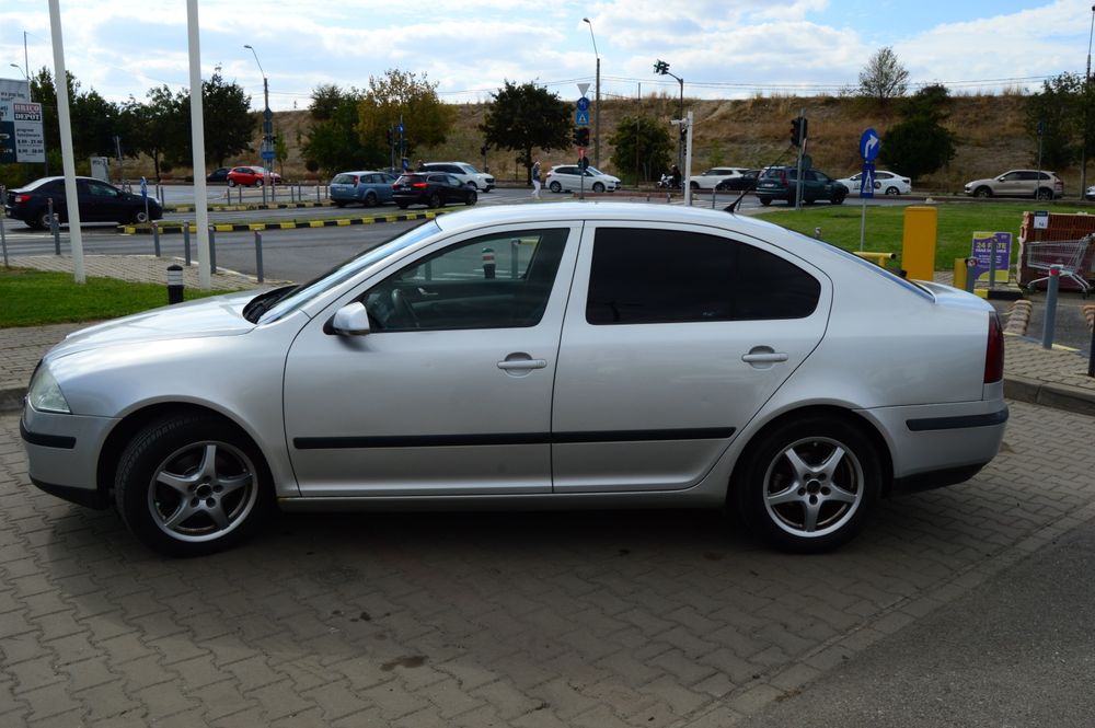 Skoda Octavia 2, 1.6 MPI, 2006