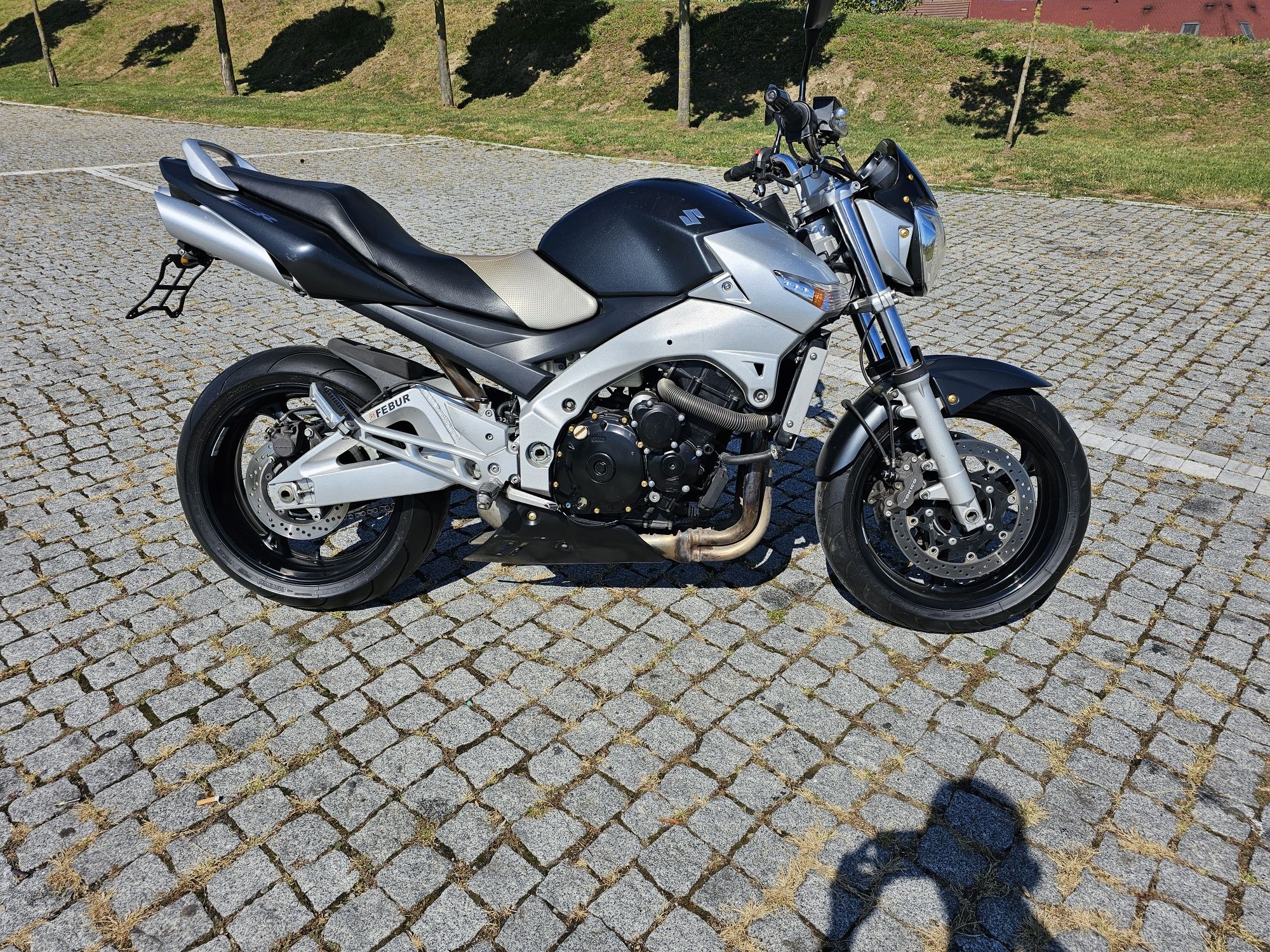 Suzuki GSR 600 2006
