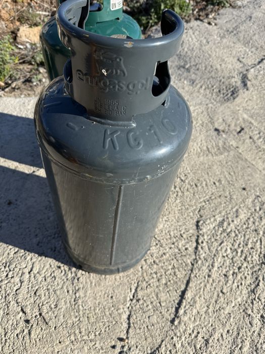 Газови бутилки (италия)