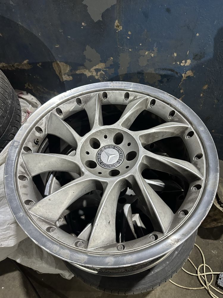 Продам диски на мерс 220
