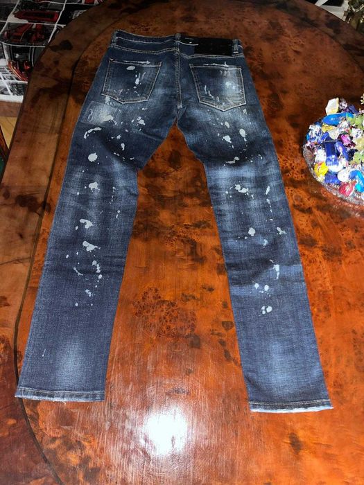 Blugi dsquared2 modelu nou