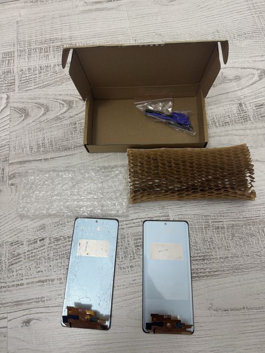 Display samsung galaxy a52 / a52S si capac de spate original