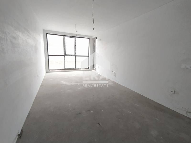 Продава се Двустаен апартамент в Варна, Център - 66 кв.м за 2197 €/кв.м - Снимка #5
