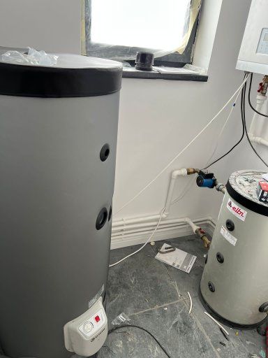 Instalator sanitar, canalizare si electrician