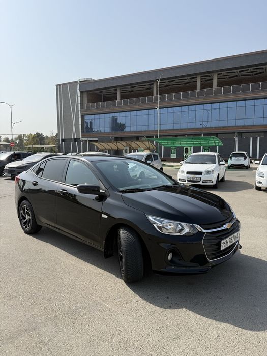 Chevrolet Onix 3 LT MT
