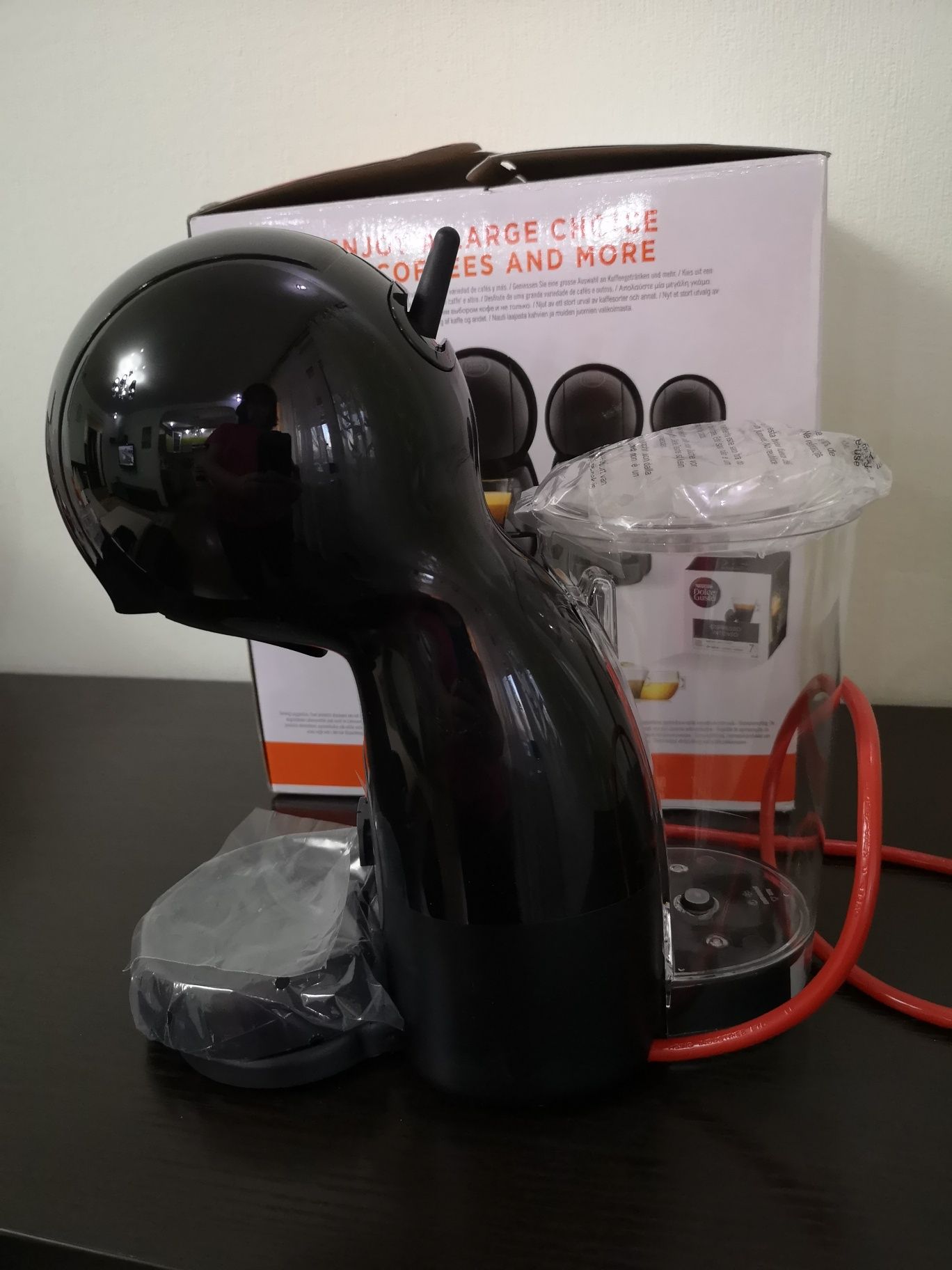 Капсульная кофемашина Krups Dolce Gusto.