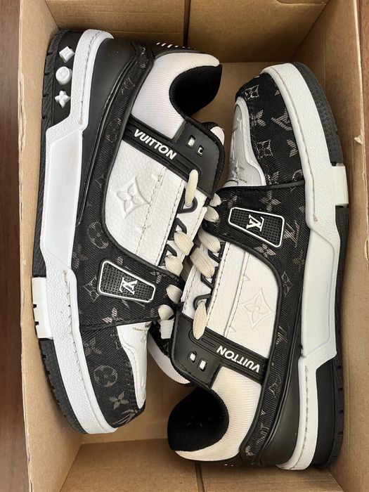 Louis Vuitton trainer 42