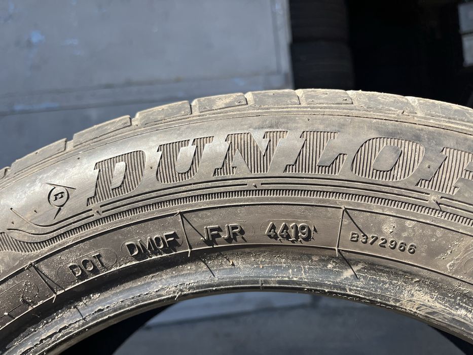 2 бр. летни гуми 205/55/16 Dunlop DOT 4419 4,5 mm