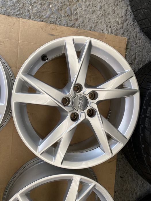 Jante Audi 17 A4 B8 B9 A3 A6 C6 Q3 VAG 5x112
